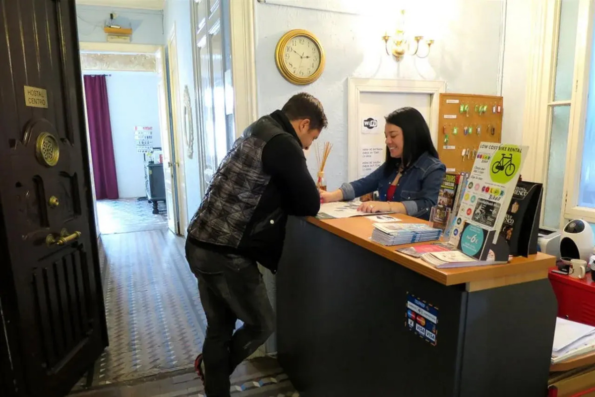 Hostal Balmes Centro