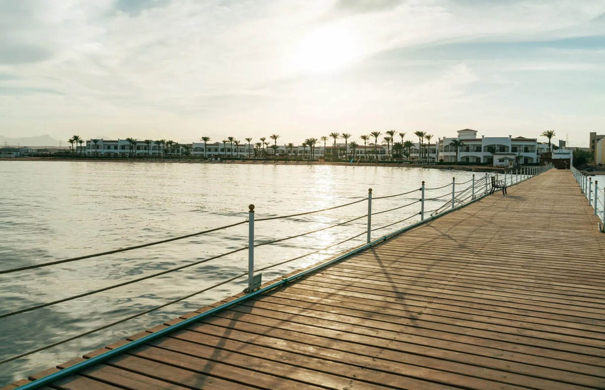 SUNRISE Alma Bay Resort