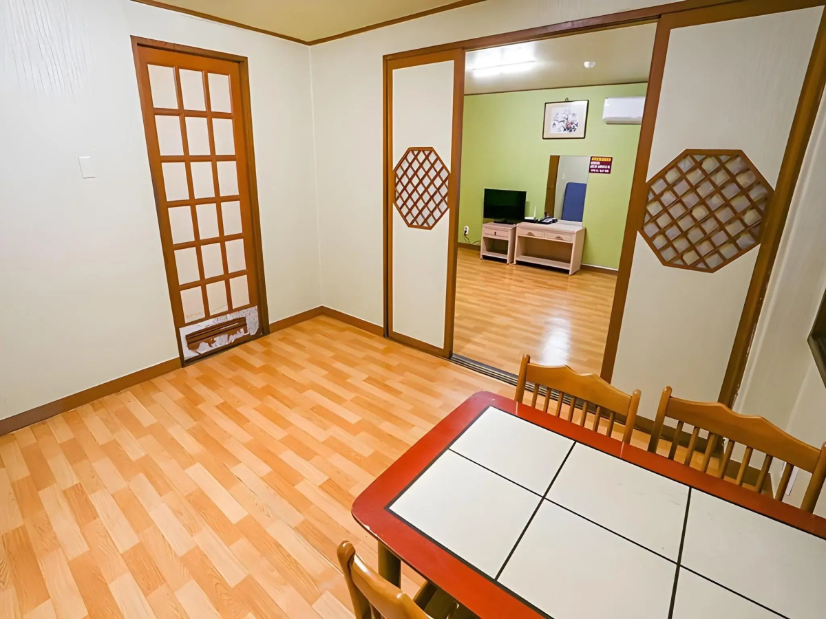 Gurye Little Prince Pension