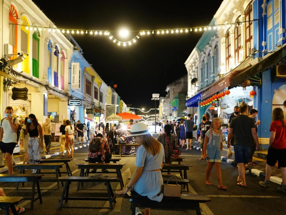 Отель ibis Styles Phuket City Hotel