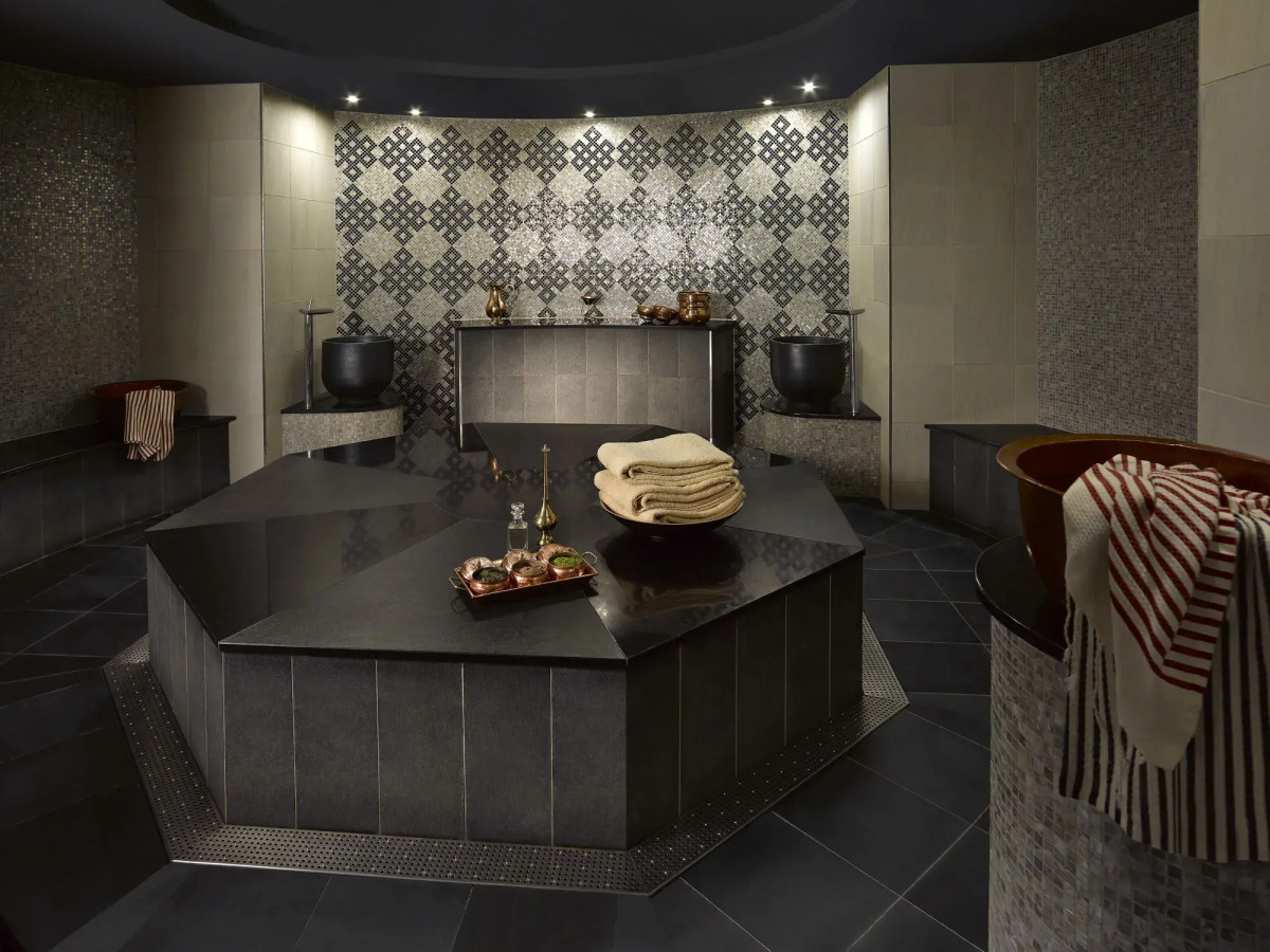 Shangri-La Hotel Apartments Qaryat Al Beri