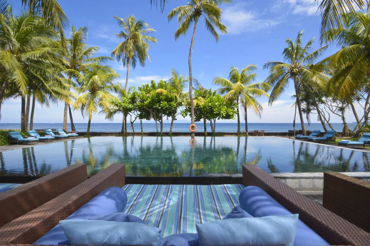 Nirwana Beach & Resort