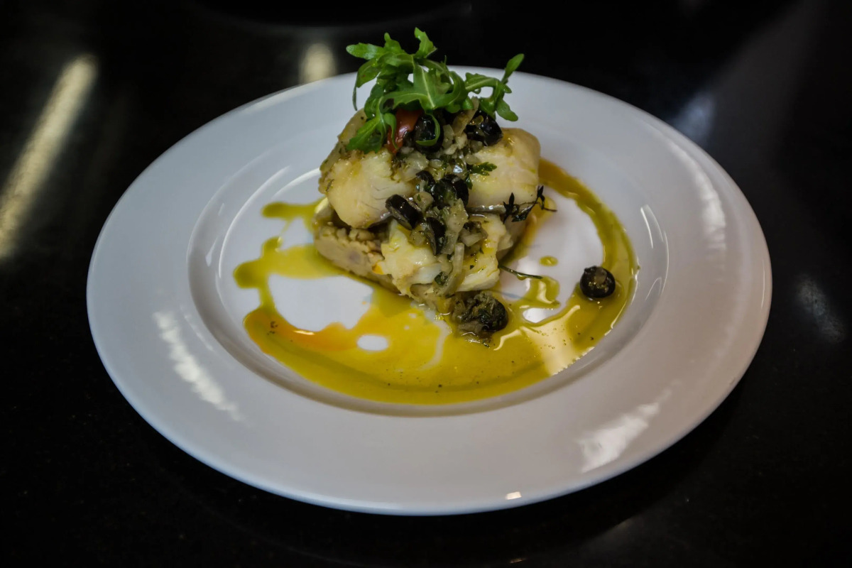 Santa Cruz Village Hotel