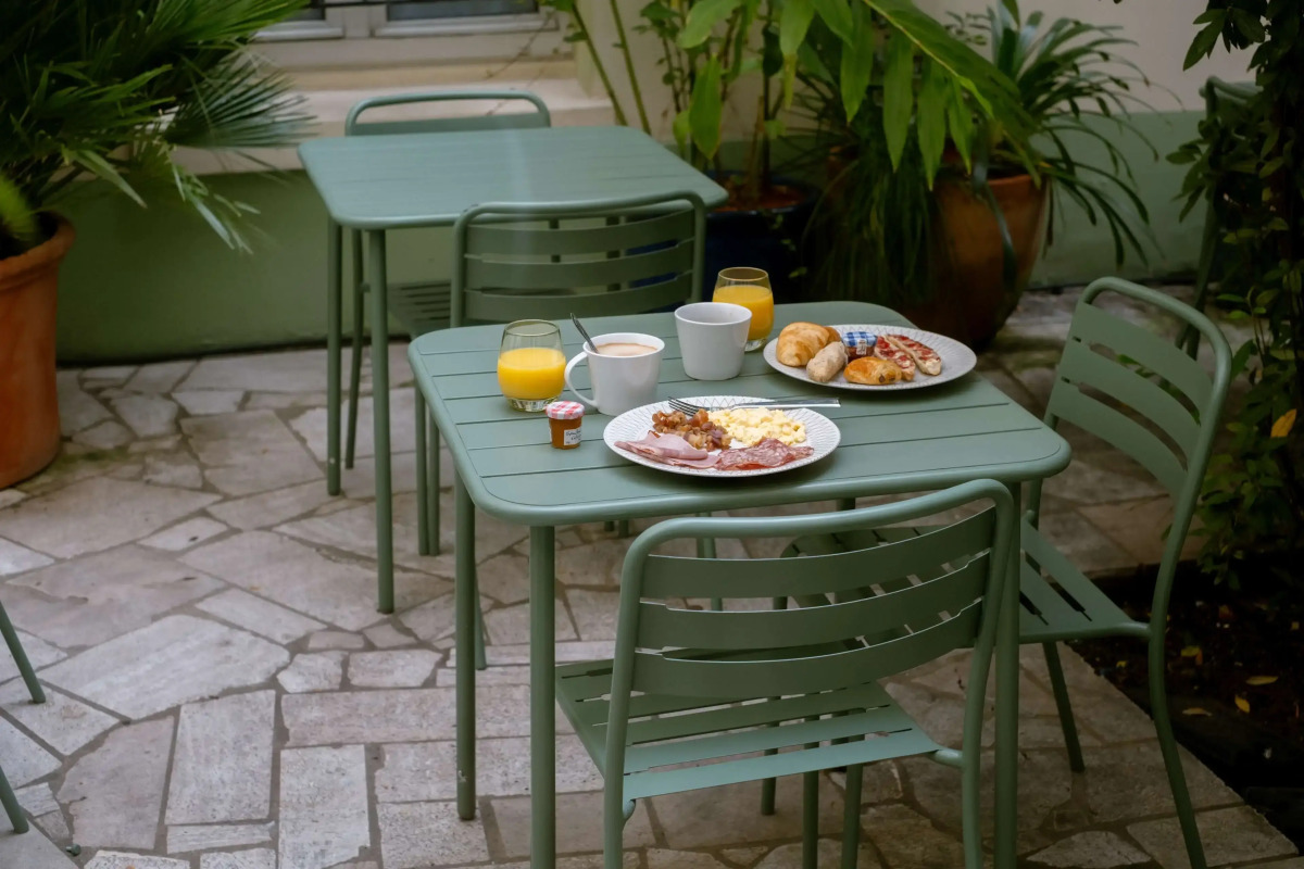 Kyriad Paris 10 - Canal Saint Martin - République