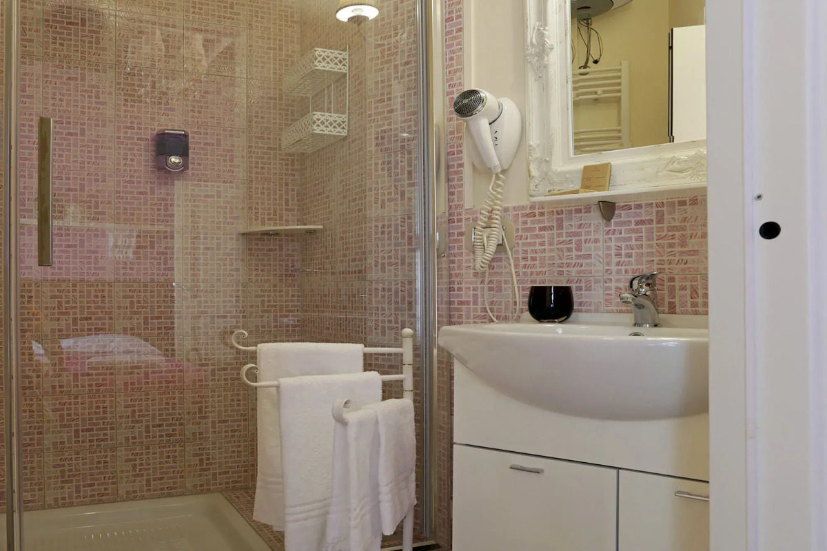 Piazzetta de' Monti Suites