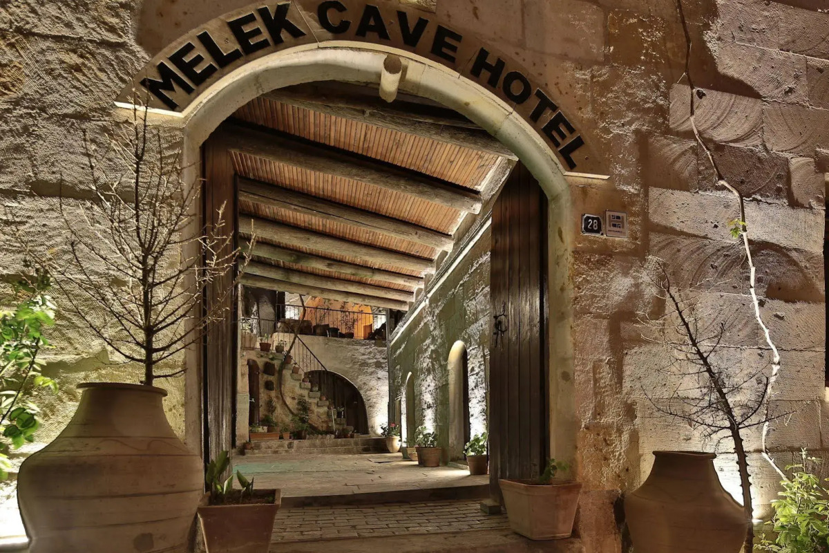 Melek Cave Hotel