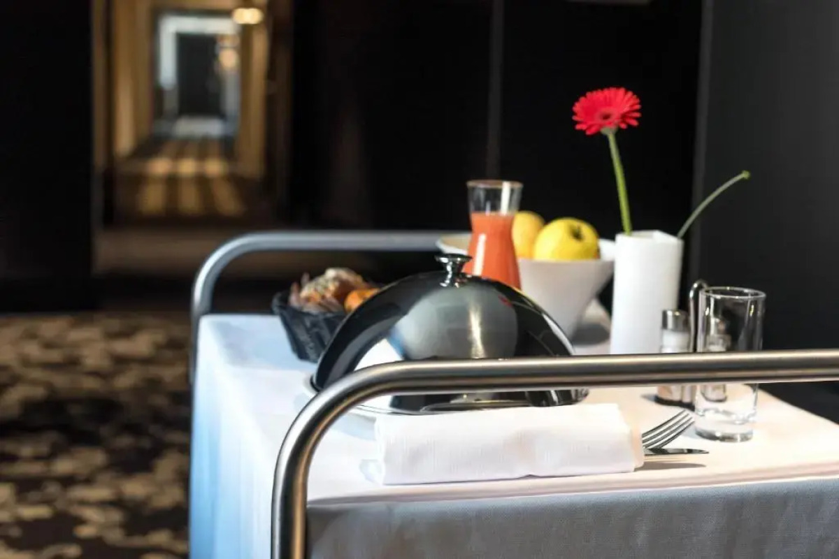 SOWELL COLLECTION Hôtel du Roi & SPA