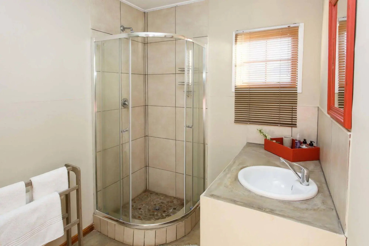 Chandelier Game Lodge