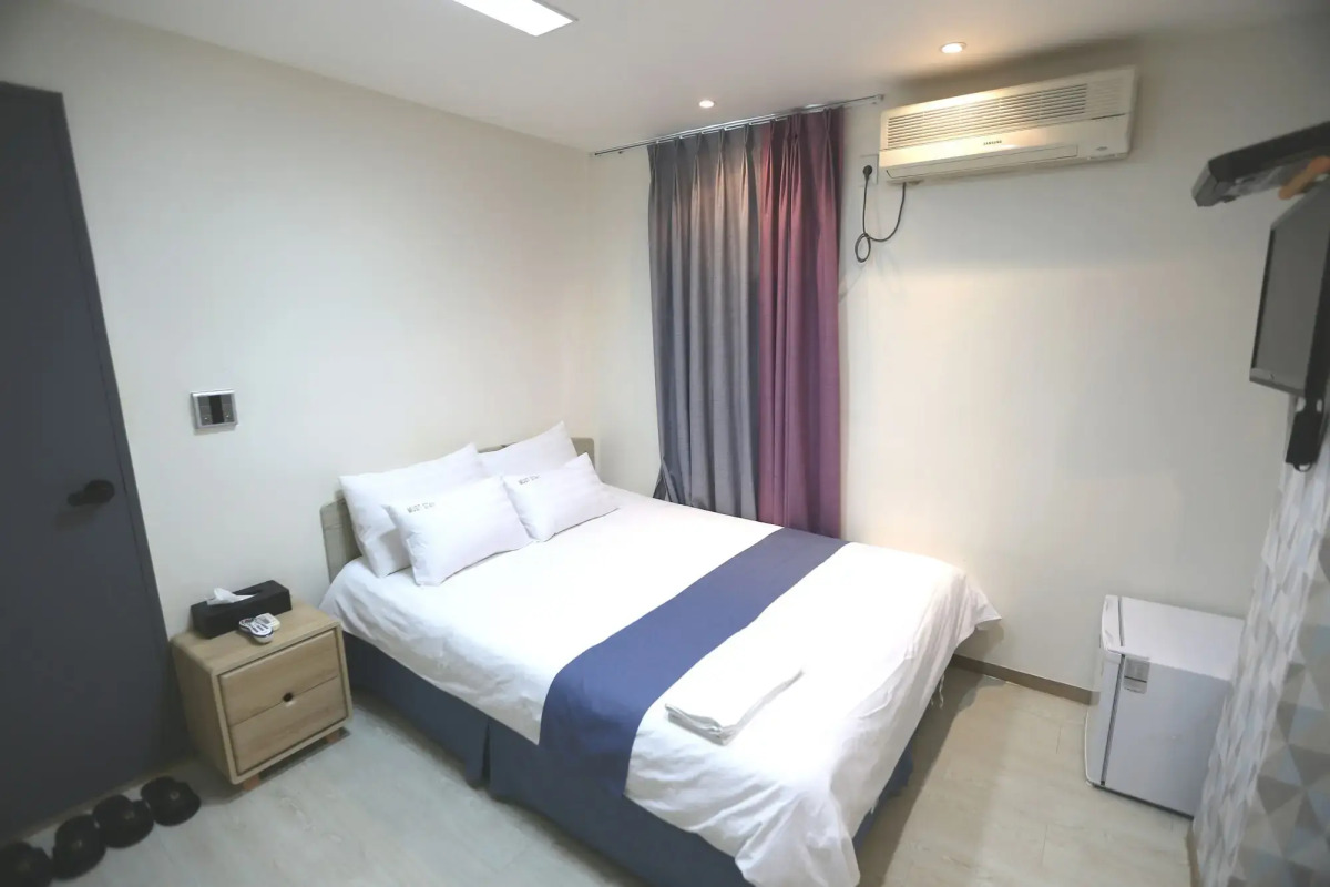 Must Stay Hotel Myeongdong