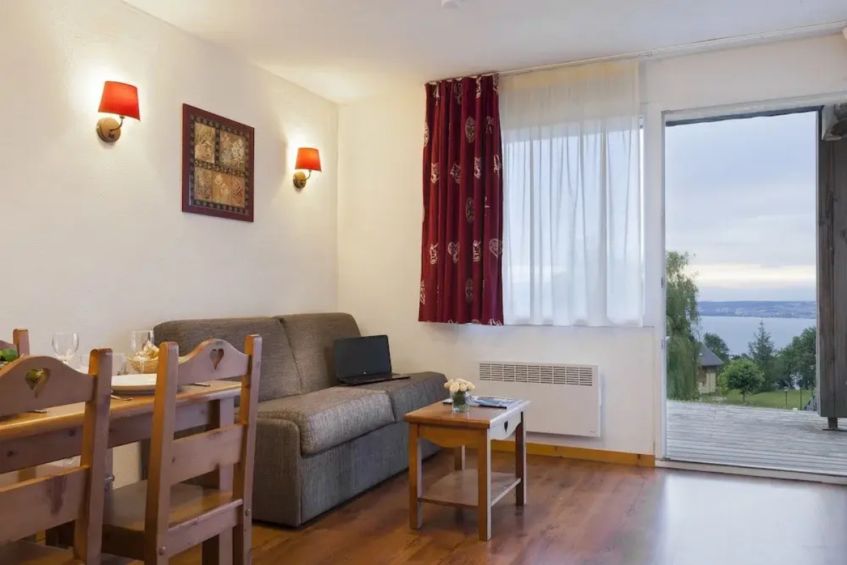 Garden & City Evian Lugrin