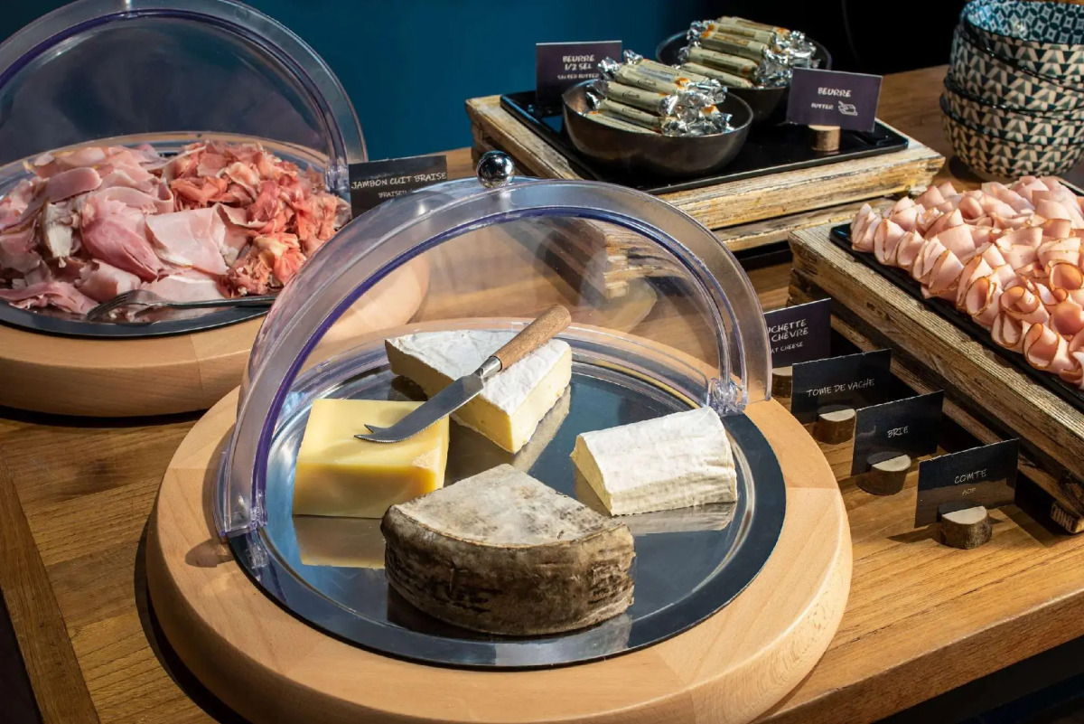 Kaijoo Hotel by HappyCulture