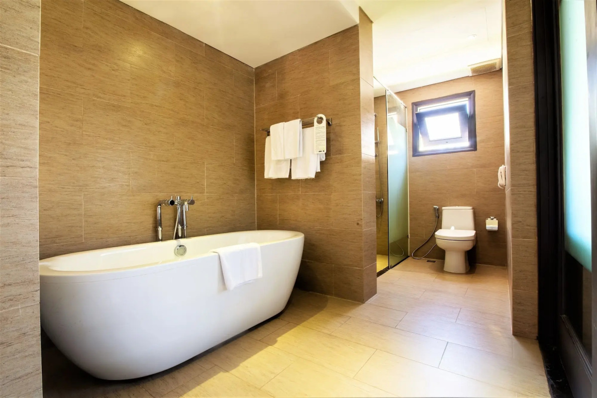 Sandy Beach Non Nuoc Resort