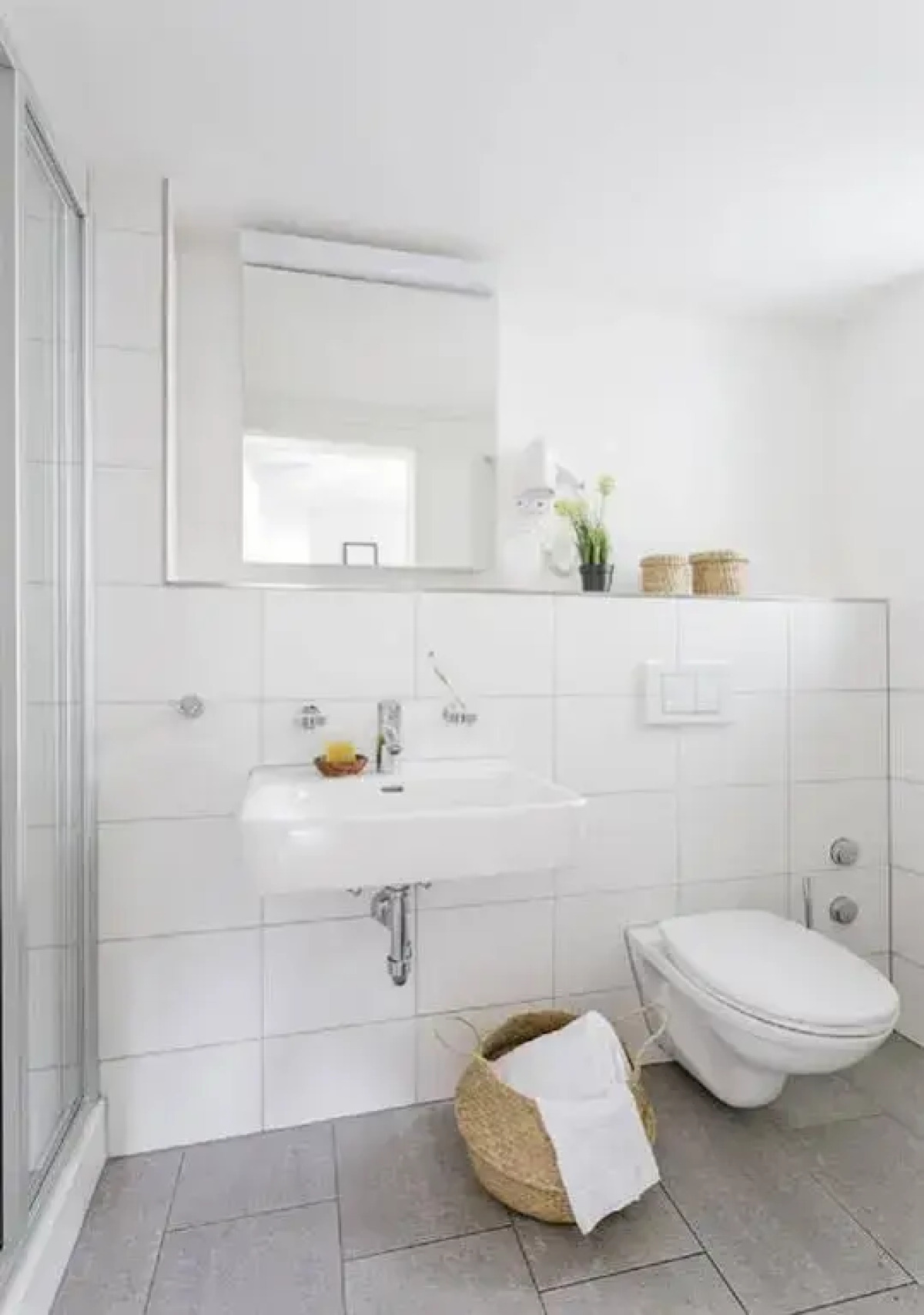 Swiss Star Guesthouse District 4