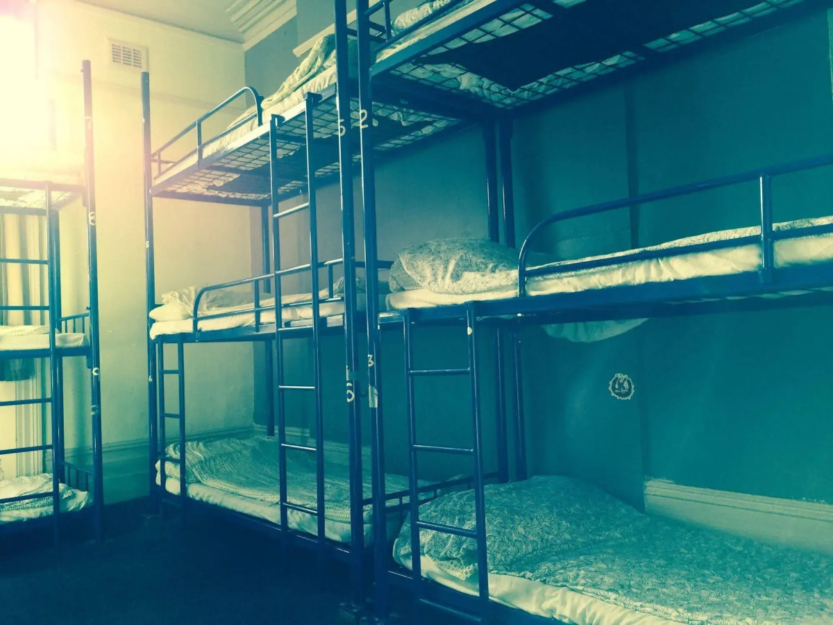 Arsenal Tavern Backpackers