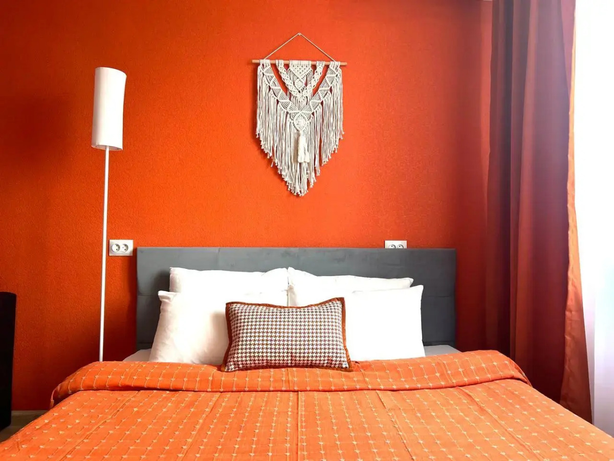 На Сутки на улице Чернышевского 98