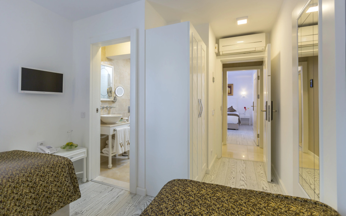 Wise Hotel & SPA - Adult Only