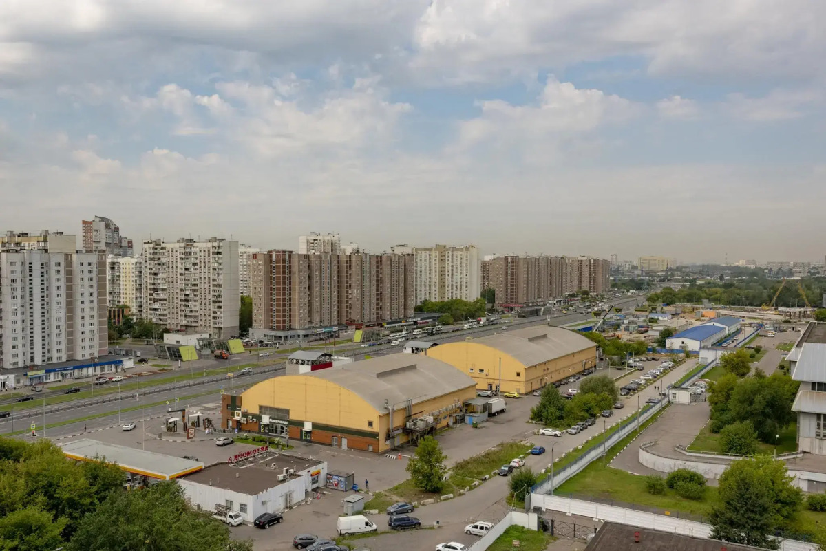 Sunny Days (Санни Дейз) на проспекте Октябрьский 1