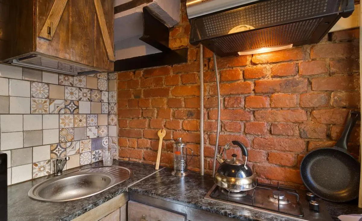 C.A.T Group (Кэт групп) на Ижорской