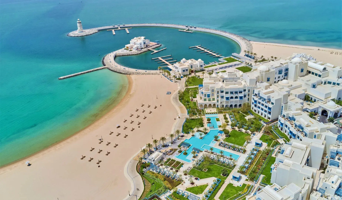 Hilton Salwa Beach Resort & Villas