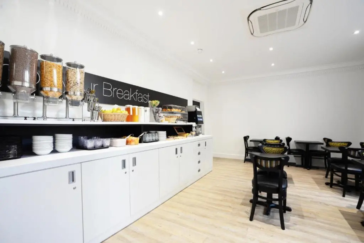 Airways Hotel London