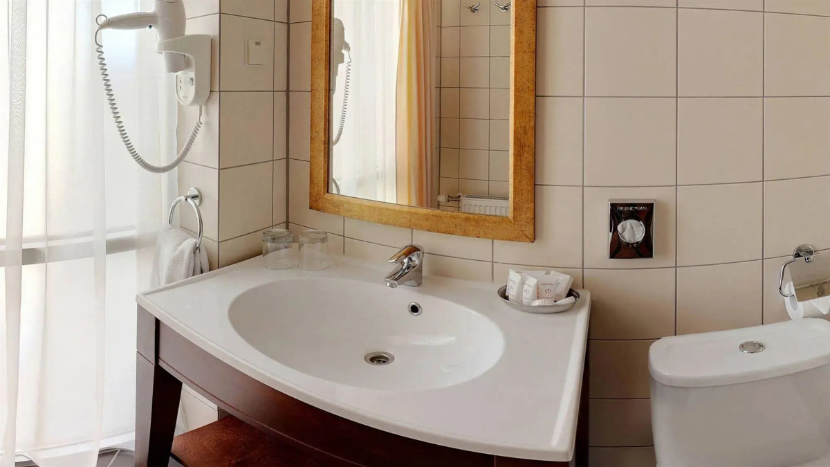 Отель The Benjamin House