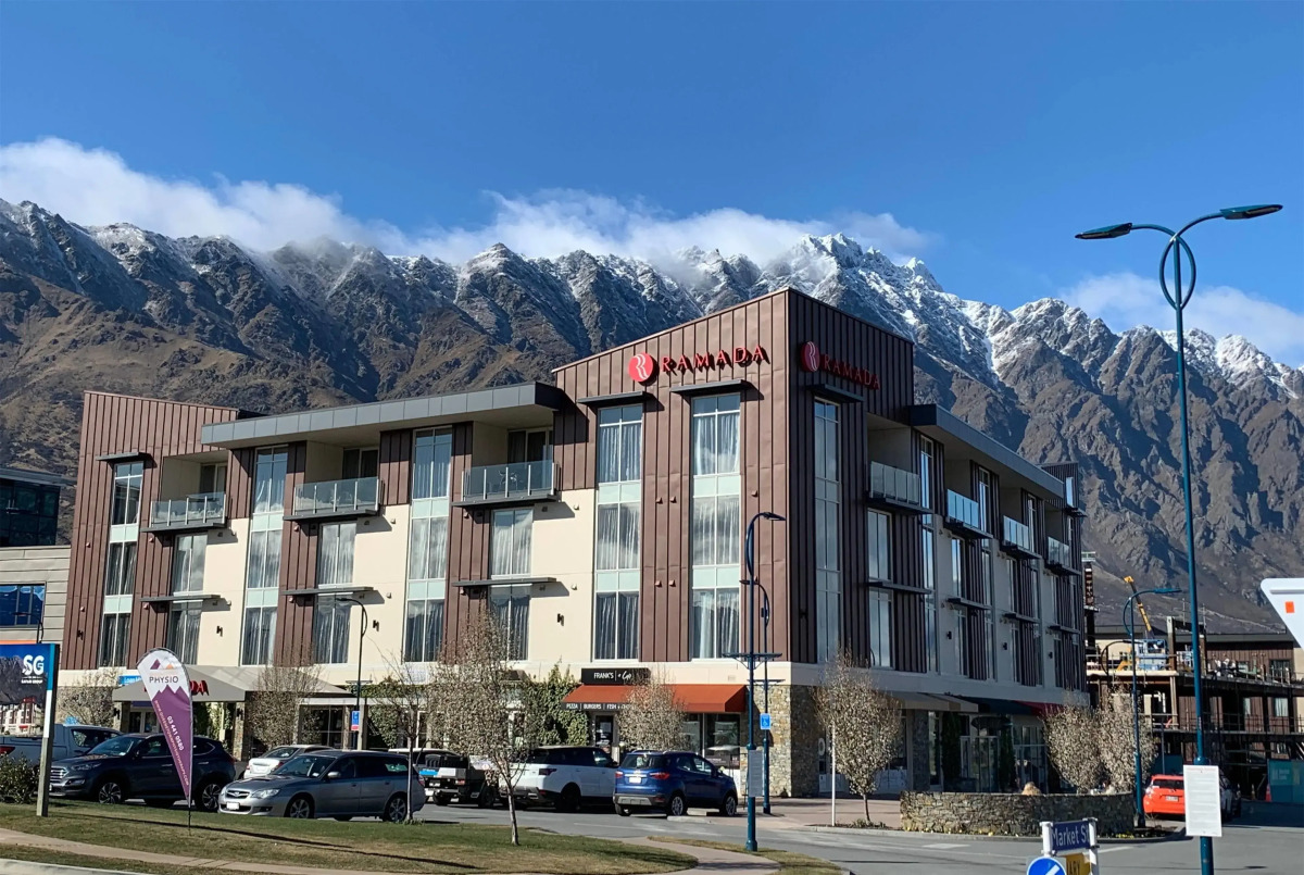 Ramada Suites by Wyndham Queenstown Remarkables Park