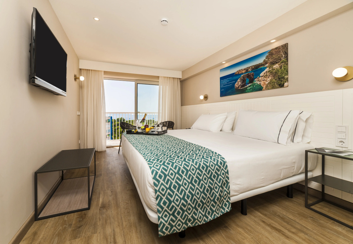 Отель Eurostars Marivent