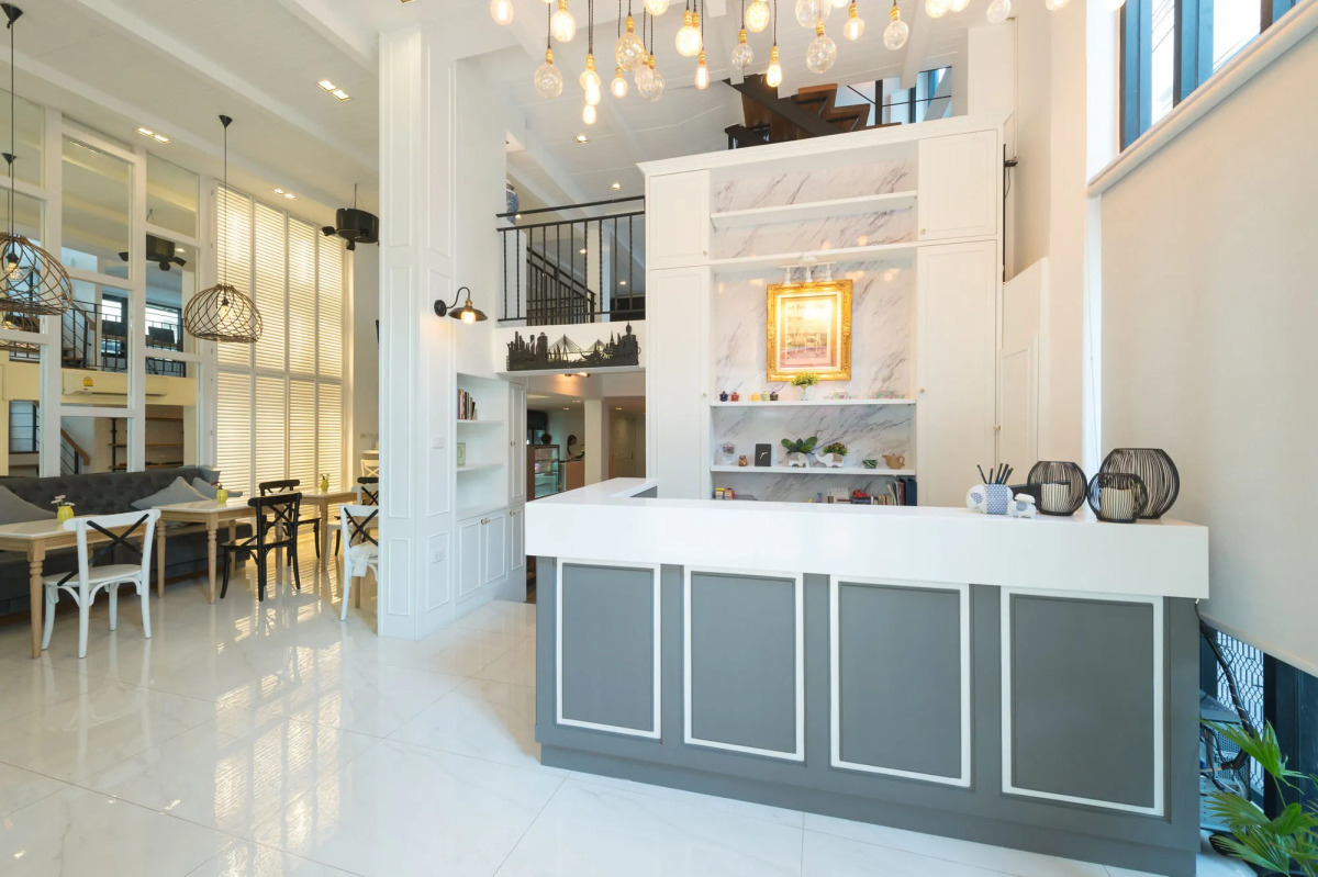 White Ivory Bed & Breakfast