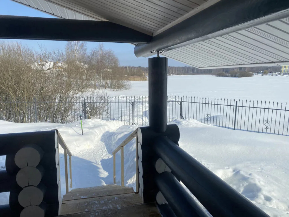 Dom u reki Villa Forza