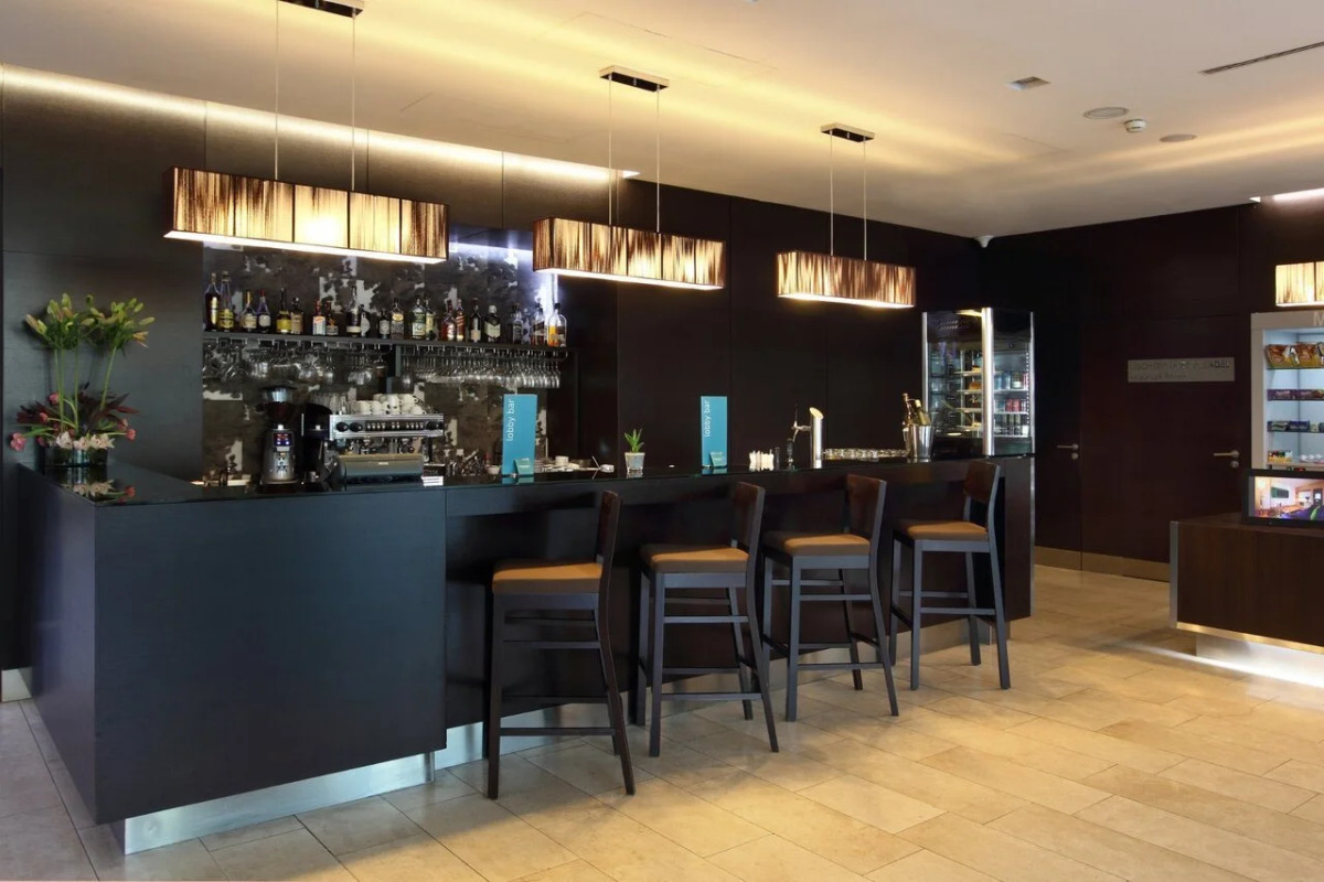 Отель Occidental Praha Five