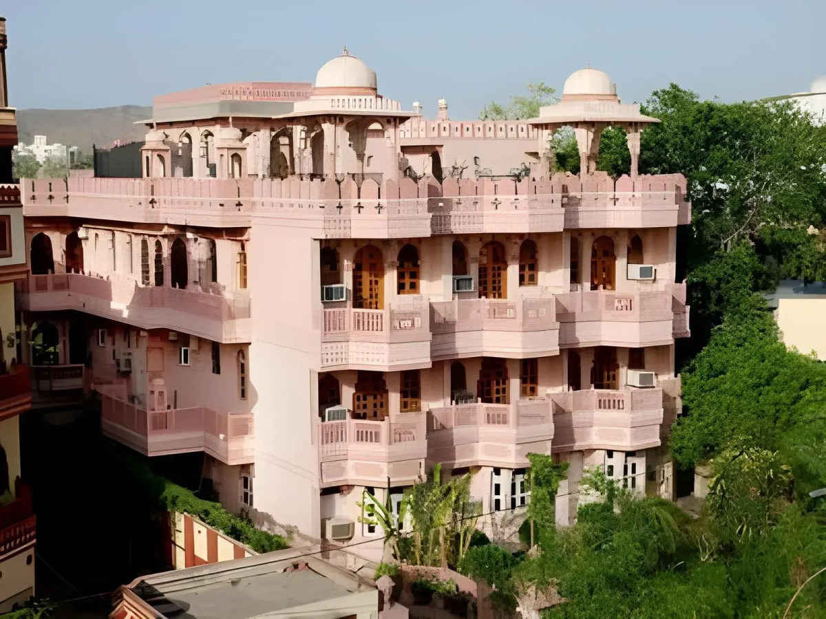 Hotel Sajjan Niwas