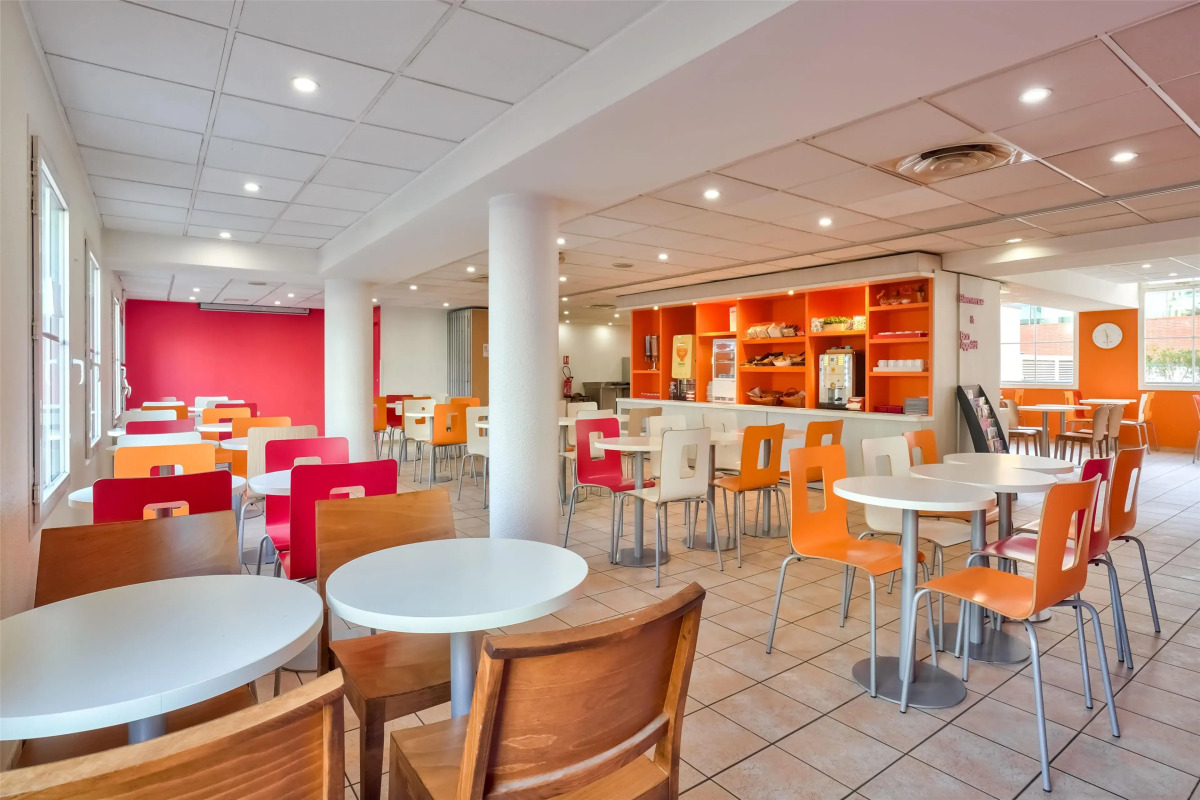 Premiere Classe Paris Ouest - Pont De Suresnes