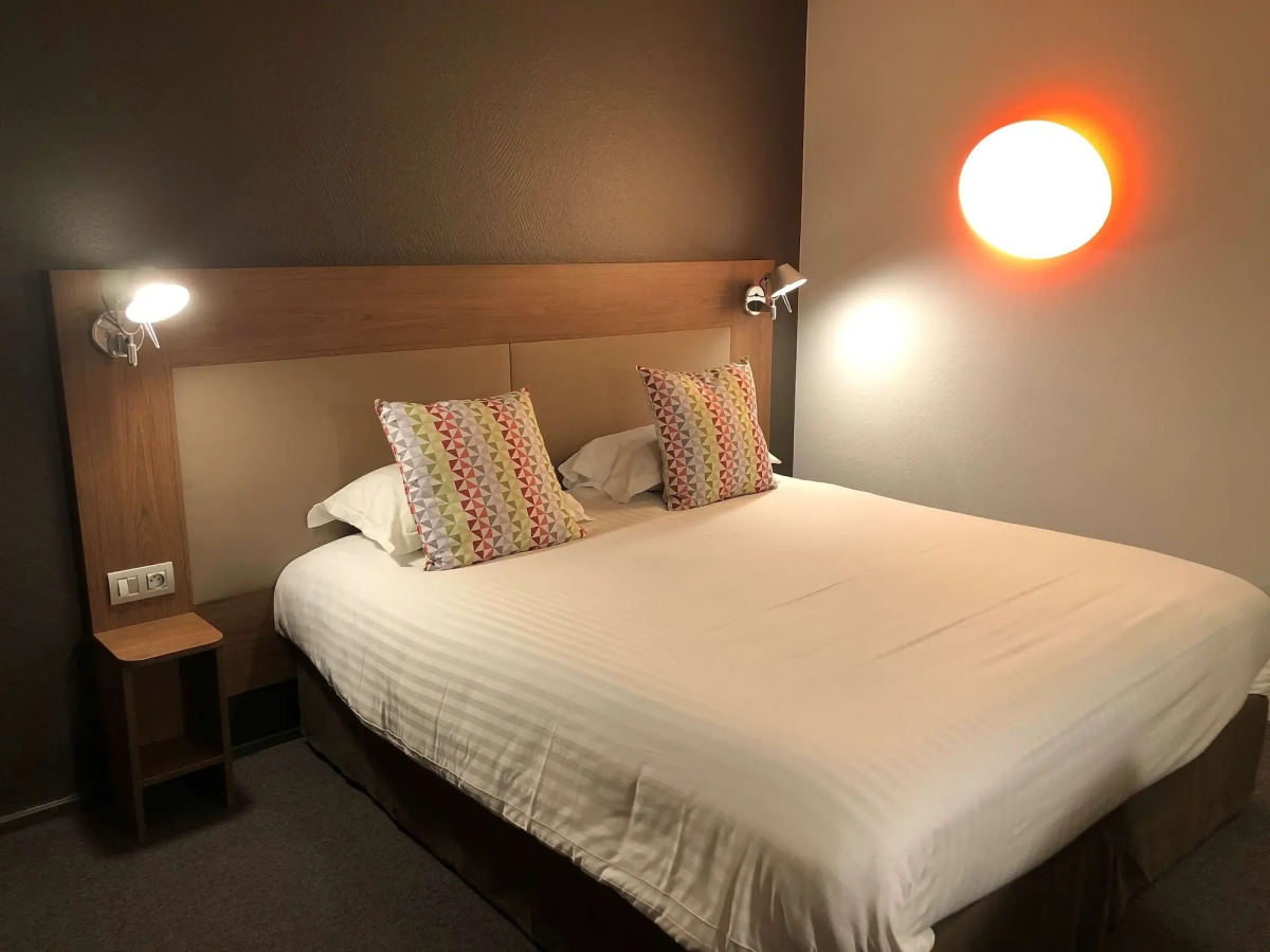 Hotel Campanile Chartres Centre - Gare - Cathedrale