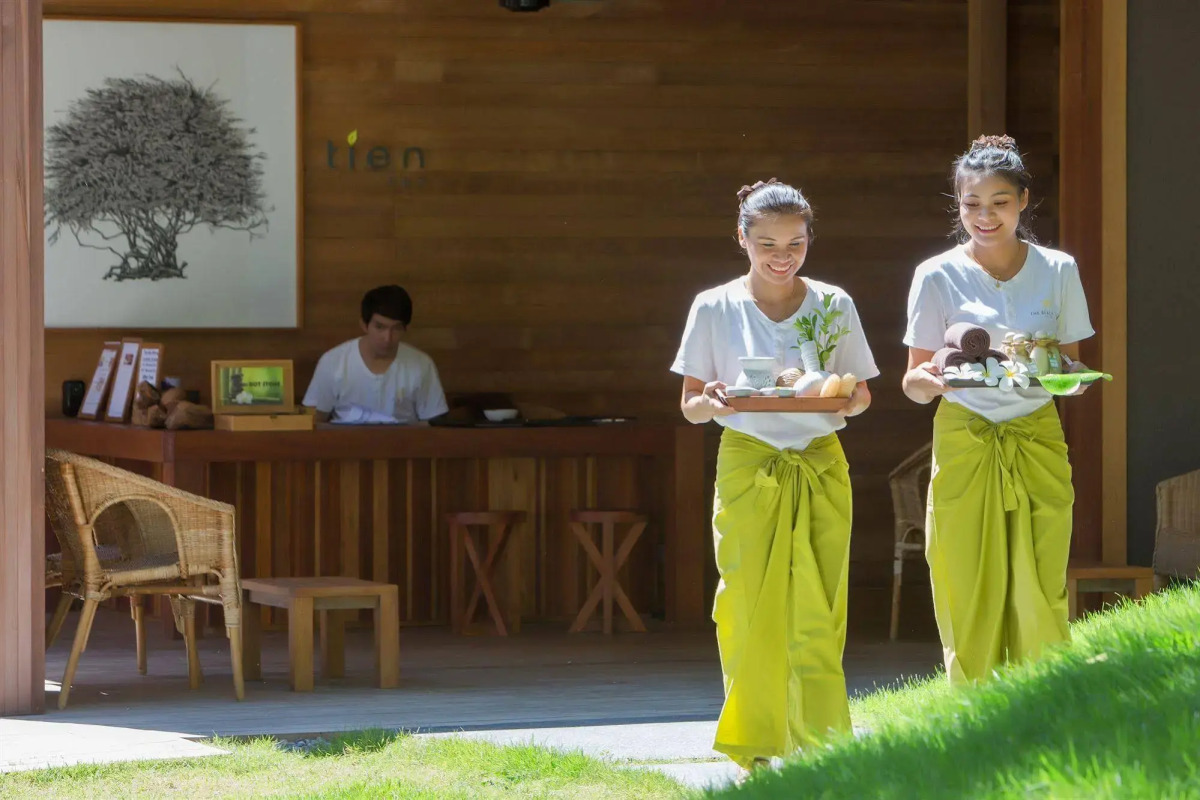 Beach Club by Haad Tien