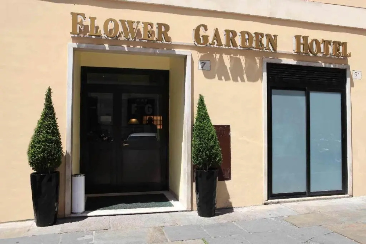 Flower Garden Hotel Rome