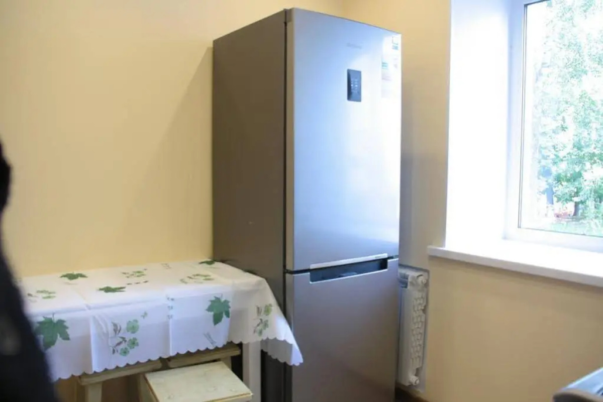 Apple Apartment Ploshad Svobody