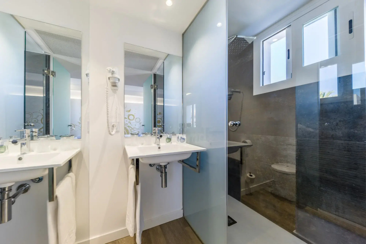 Welikehotel Triton Beach