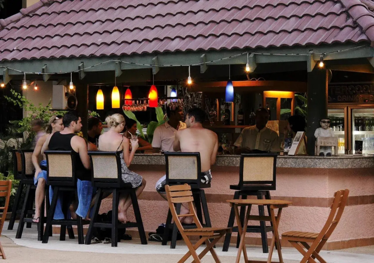 Thara Patong Beach Resort & Spa