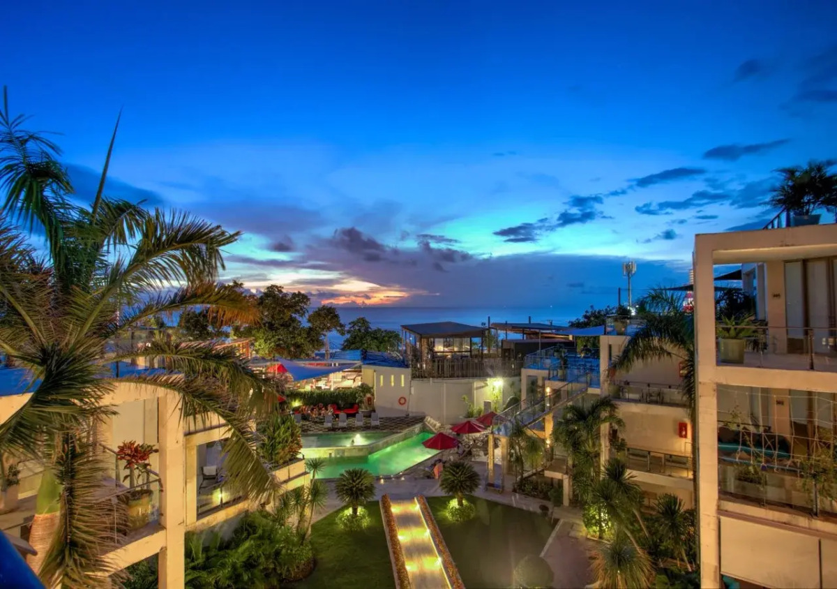 FuramaXclusive Ocean Beach, Seminyak, Bali