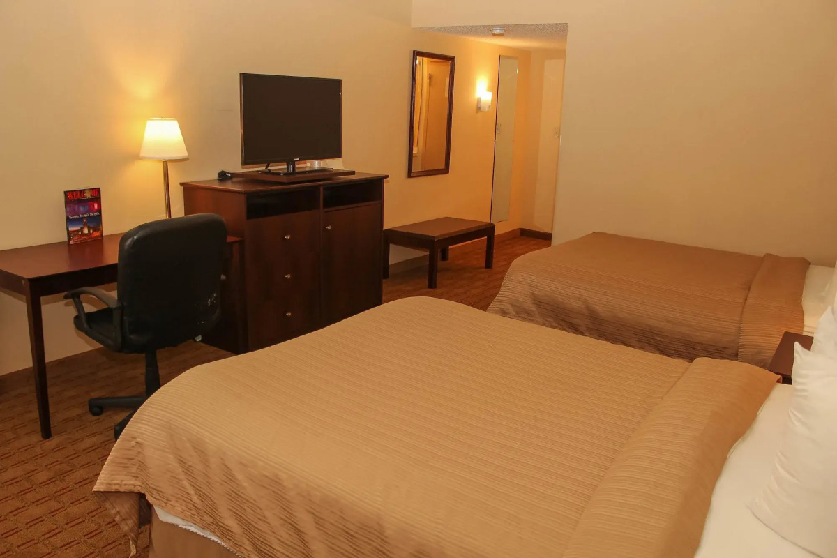 Quality Inn Buffalo Airport