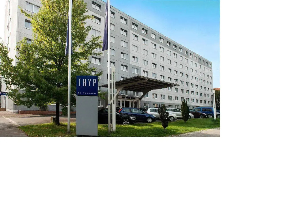 Good Morning + Berlin City East