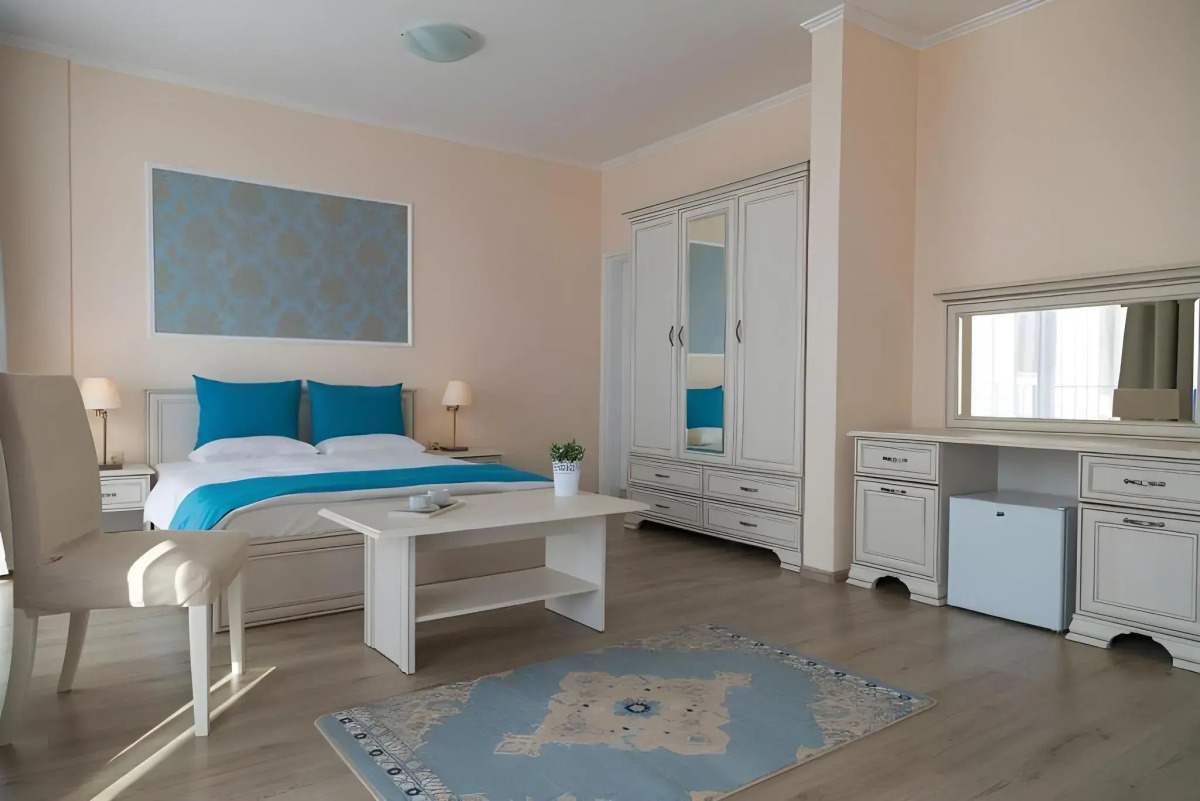 White Rock Castle Suite Hotel & SPA