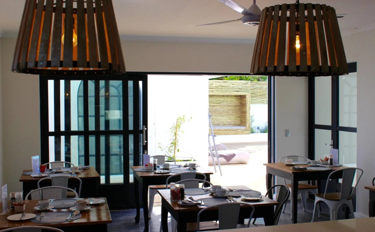 Whale Rock Luxury Lodge