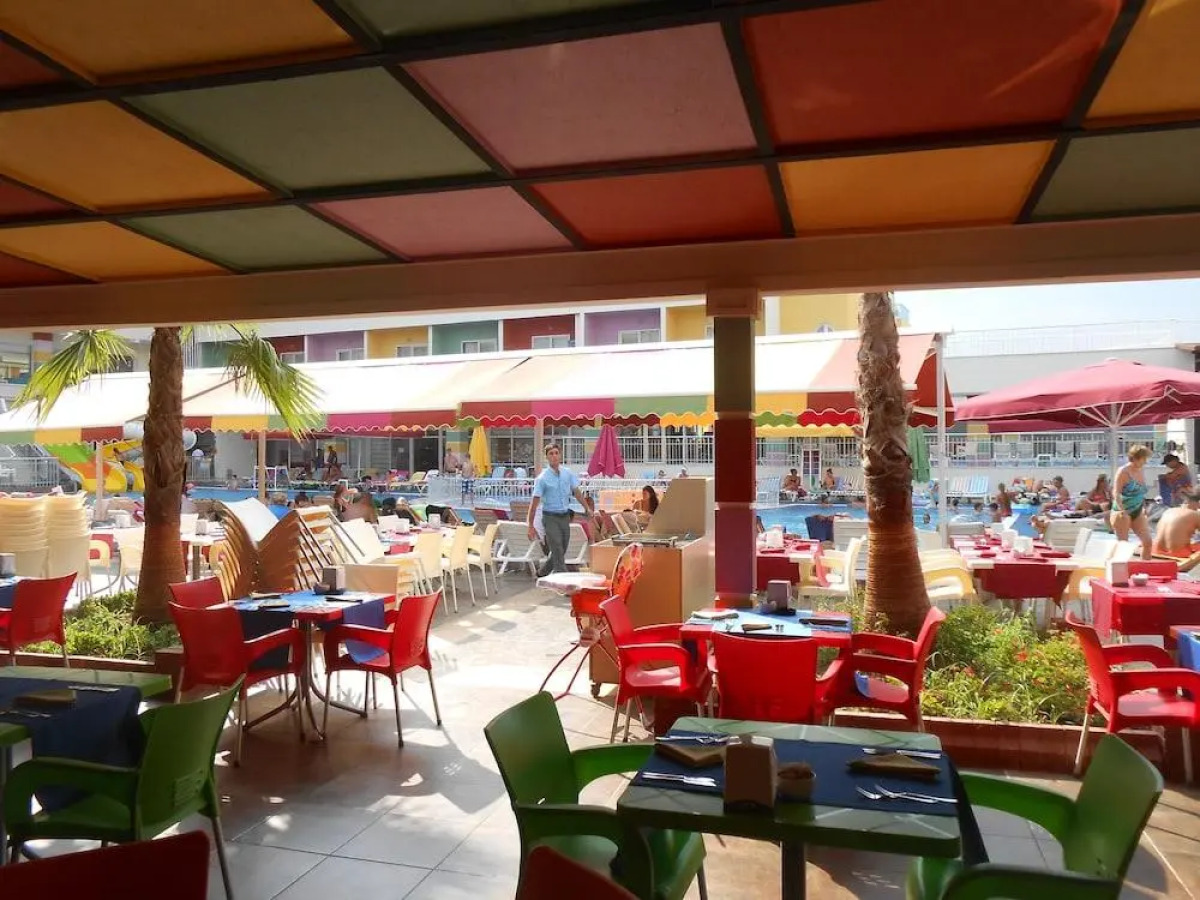 Side Win Hotel & Spa