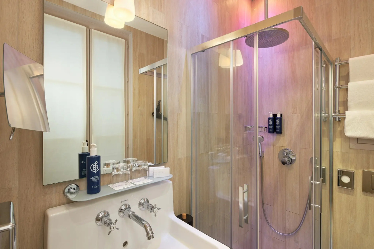 Les Plumes Hôtel Paris