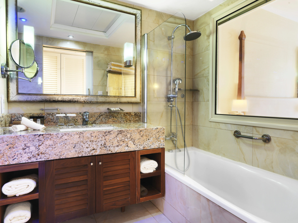 Alexander The Great Beach Hotel