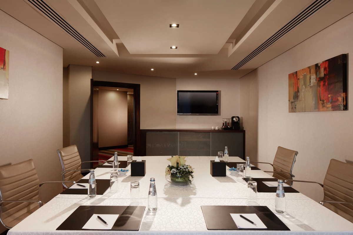 Отель Millennium Central Downtown