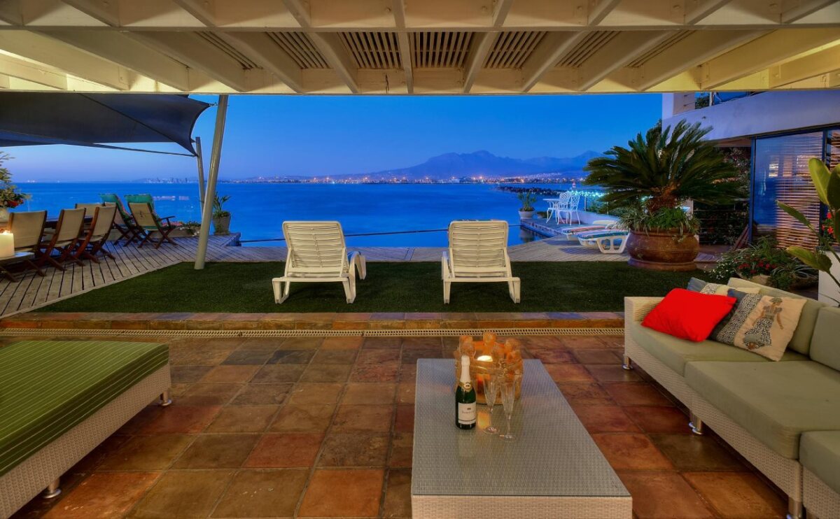 185 on Beach Boutique Suites and Apartments