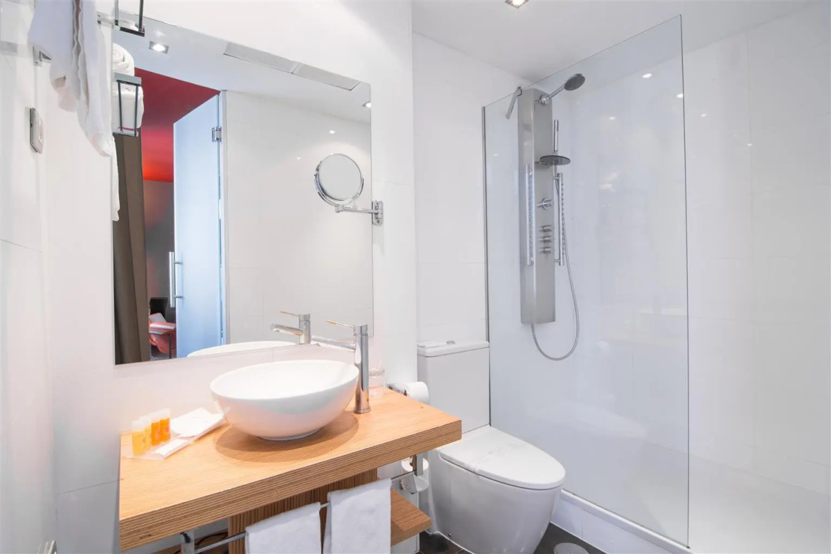 Petit Palace Plaza del Carmen