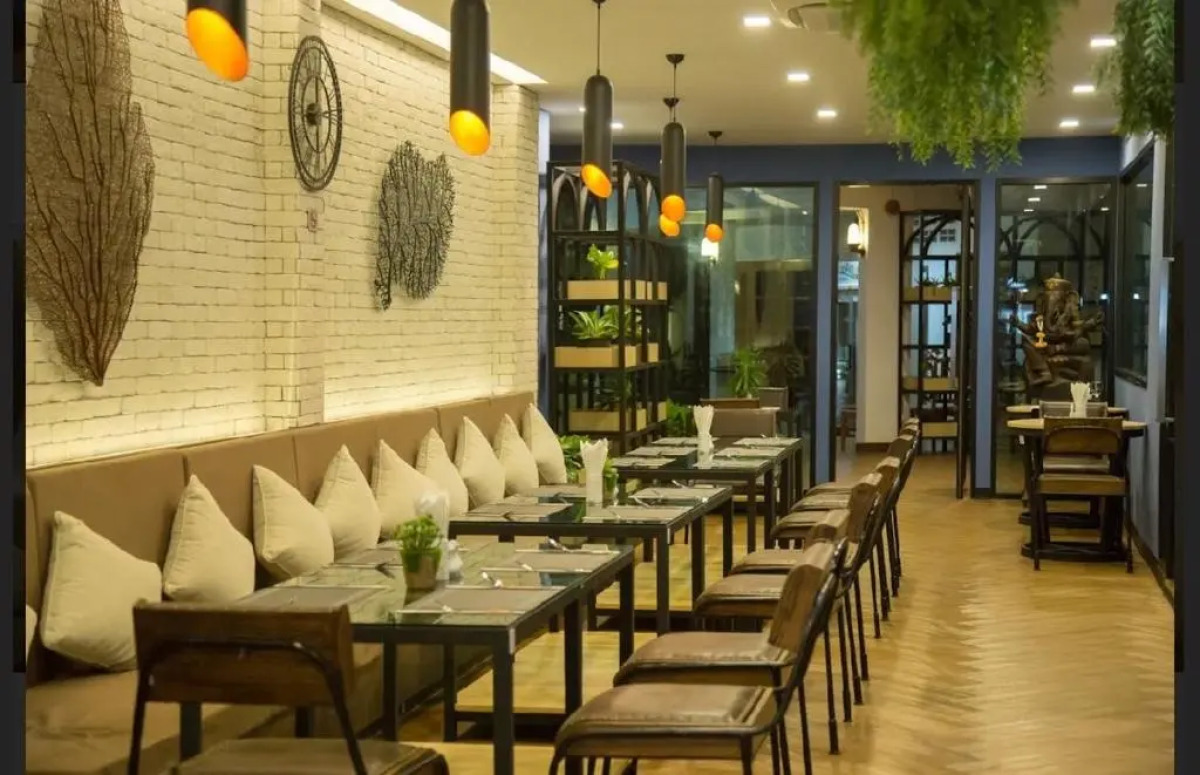 Neptuna Hotel by Maduzi